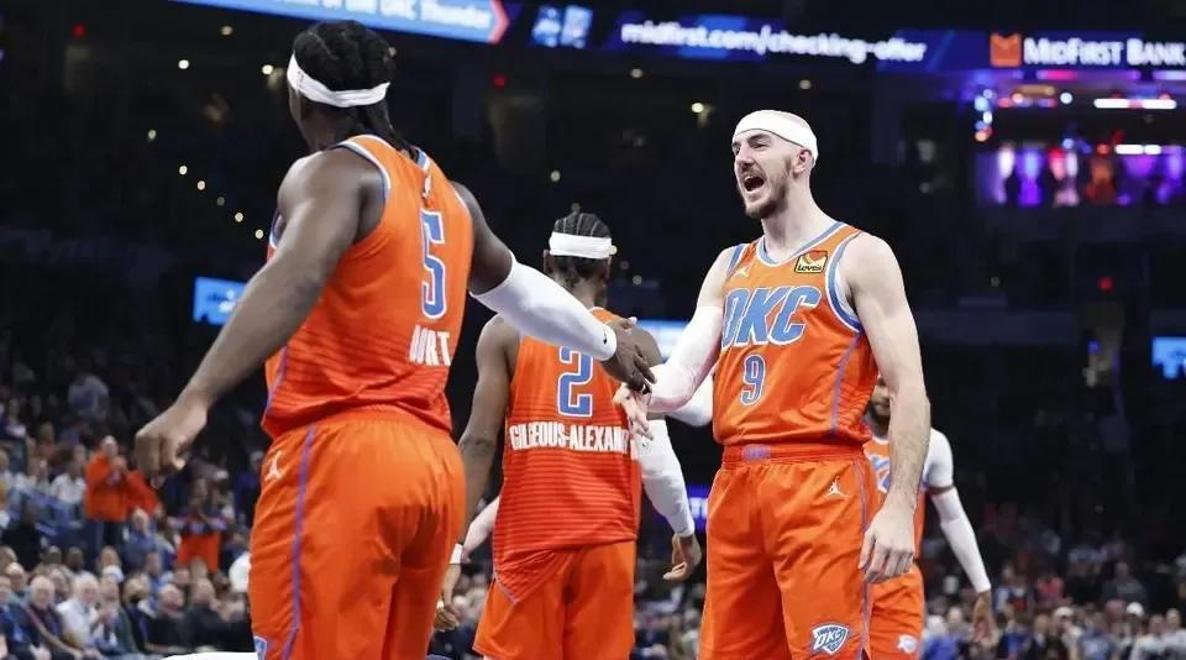 包含卡鲁索以75+%命中率砍下至少20分5断NBA历史第二人！的词条
