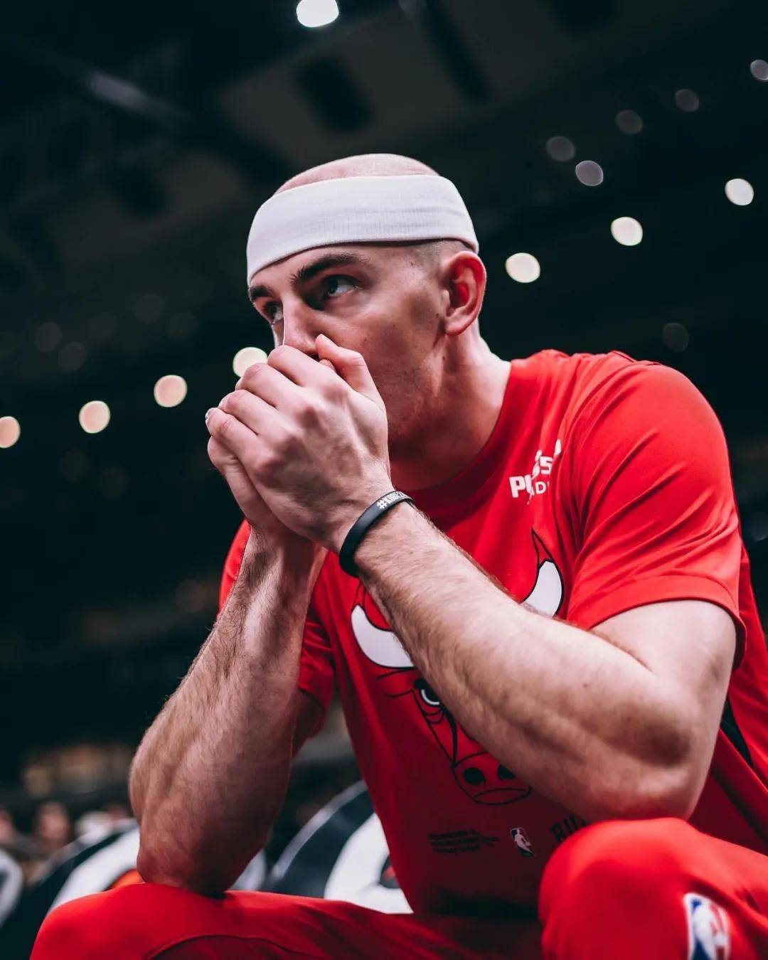 包含卡鲁索以75+%命中率砍下至少20分5断NBA历史第二人！的词条