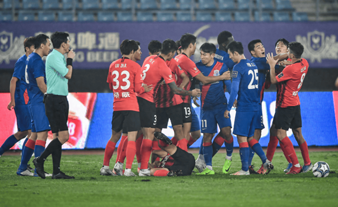 关于3-2!申花淘汰海港进足协杯8强不可怕,可怕的是斯卢茨基的赛后发言的信息