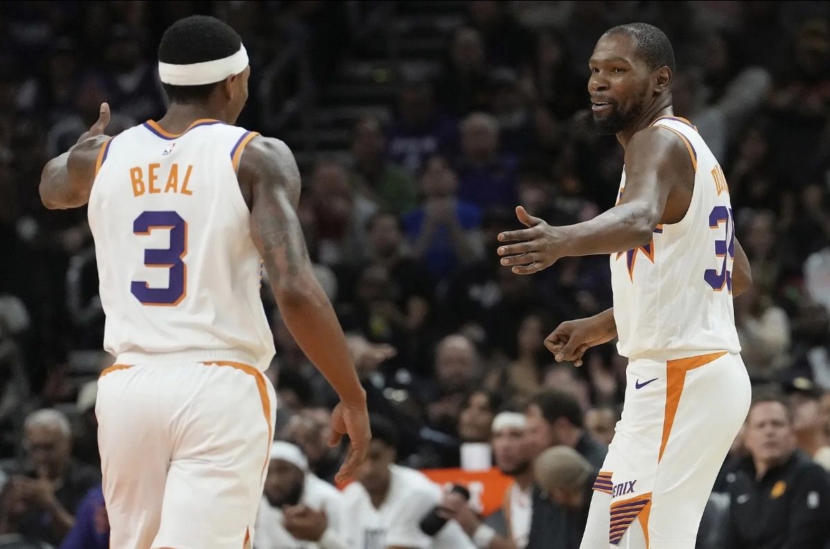 包含NBA太阳队这个阵容其实在下个赛季非常有作为的，用好两个首轮签将会带来质变！的词条