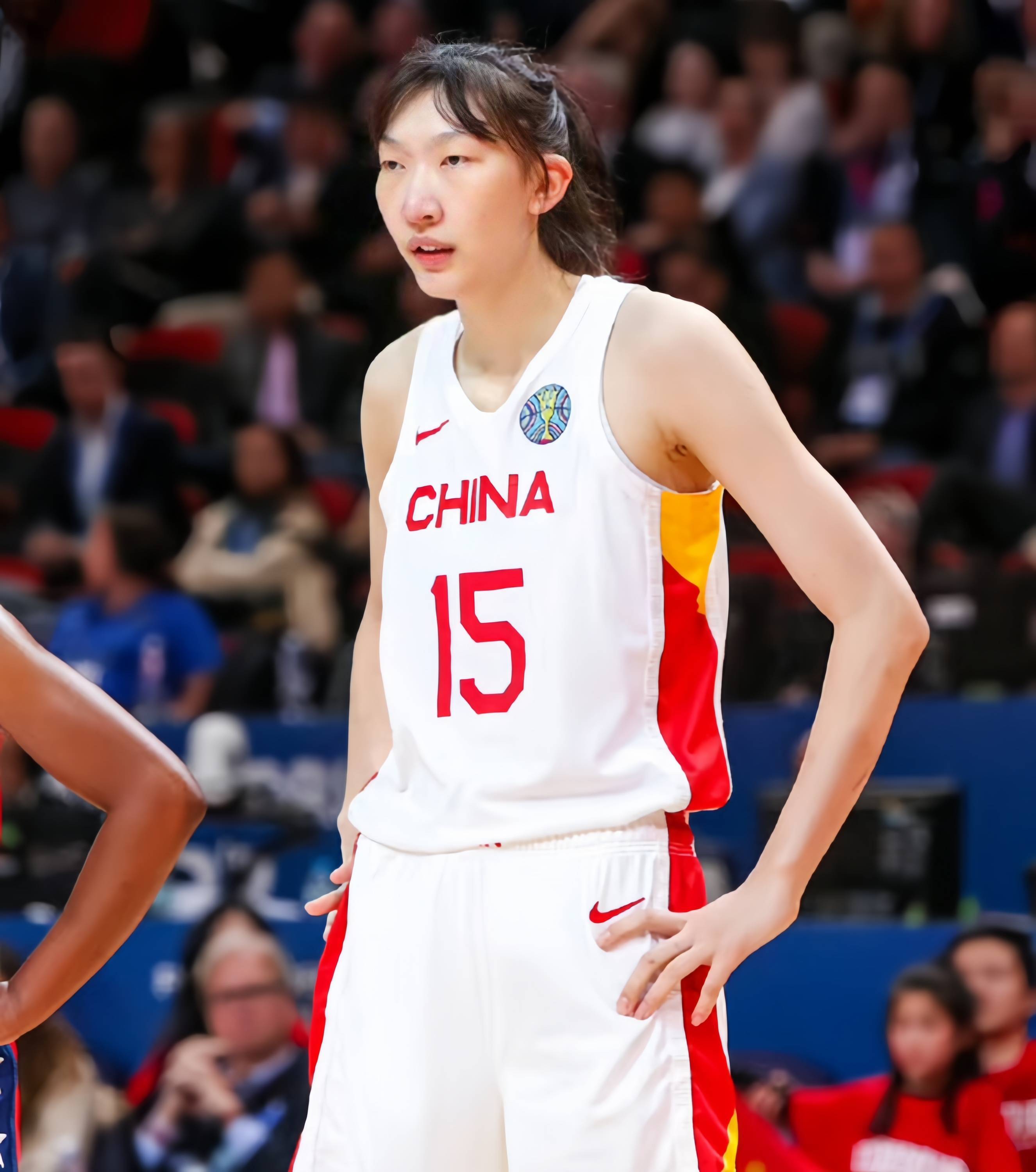 4届助攻王+2届抢断王!中国女篮26岁控卫蜕变:张子宇绝配的简单介绍